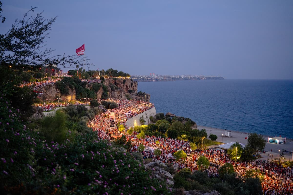 Antalya's Top 5 Luxury Beach Clubs: A Discerning Traveler's Guide